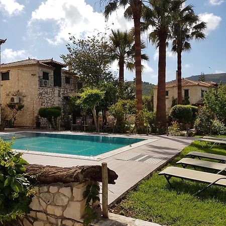 Castello Bellos Villas & Apartments Keri ภายนอก รูปภาพ