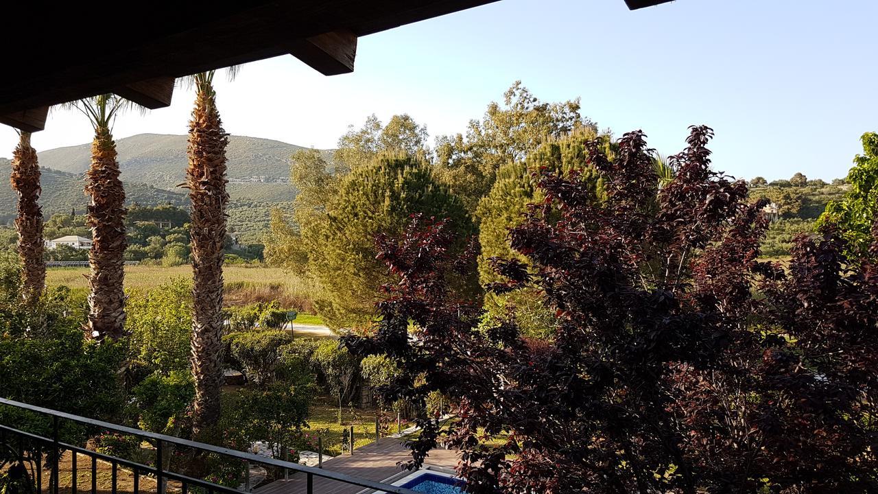 Castello Bellos Villas & Apartments Keri ภายนอก รูปภาพ